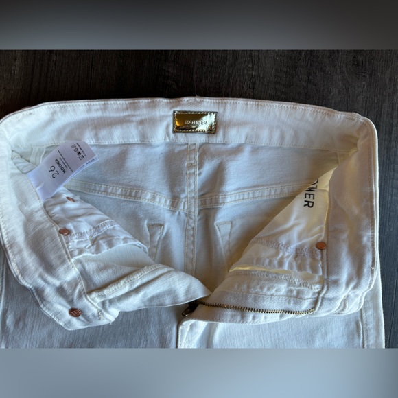 MOTHER Denim High Waisted Looker Jeans - Picture 6 of 11